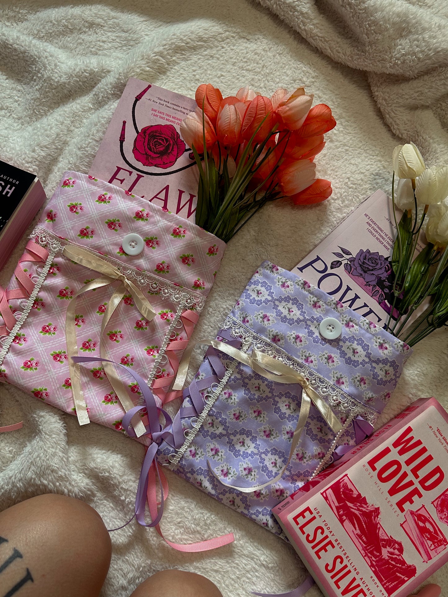 Pink Lace Book Sleeve