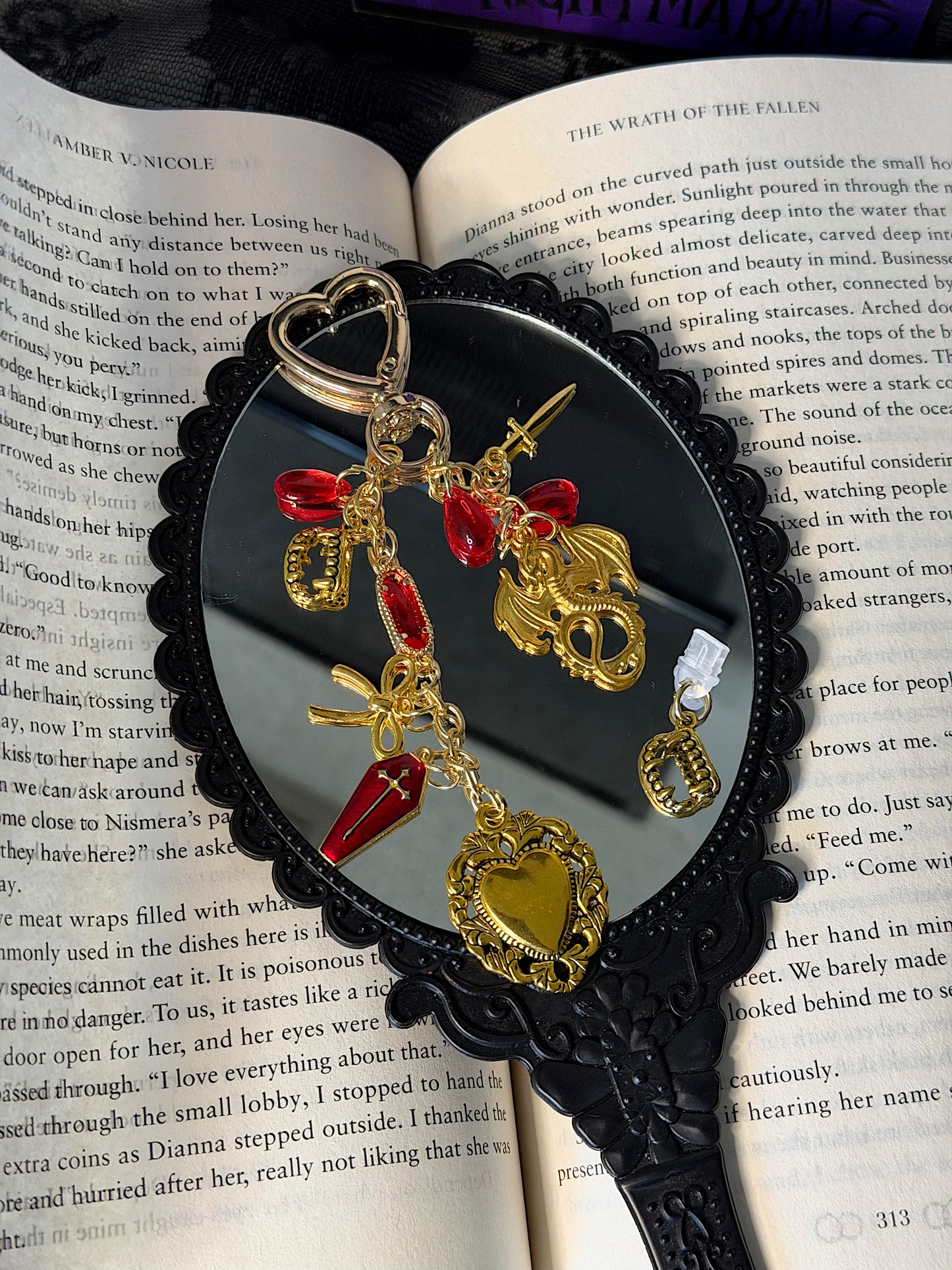 Vampy Kindle Charm
